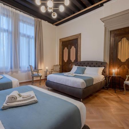 Appartamentino Canal Grande Con Vaporetto Di Fronte - Senza Cucina Venedig Exterior foto